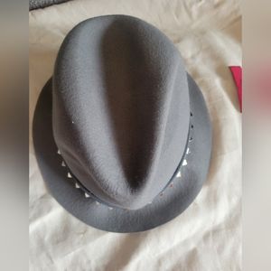 Valentino Garavanisfedora is traced hat